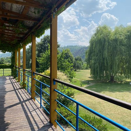 Lavka Park Skochovice Hotel Vrane nad Vltavou Luaran gambar