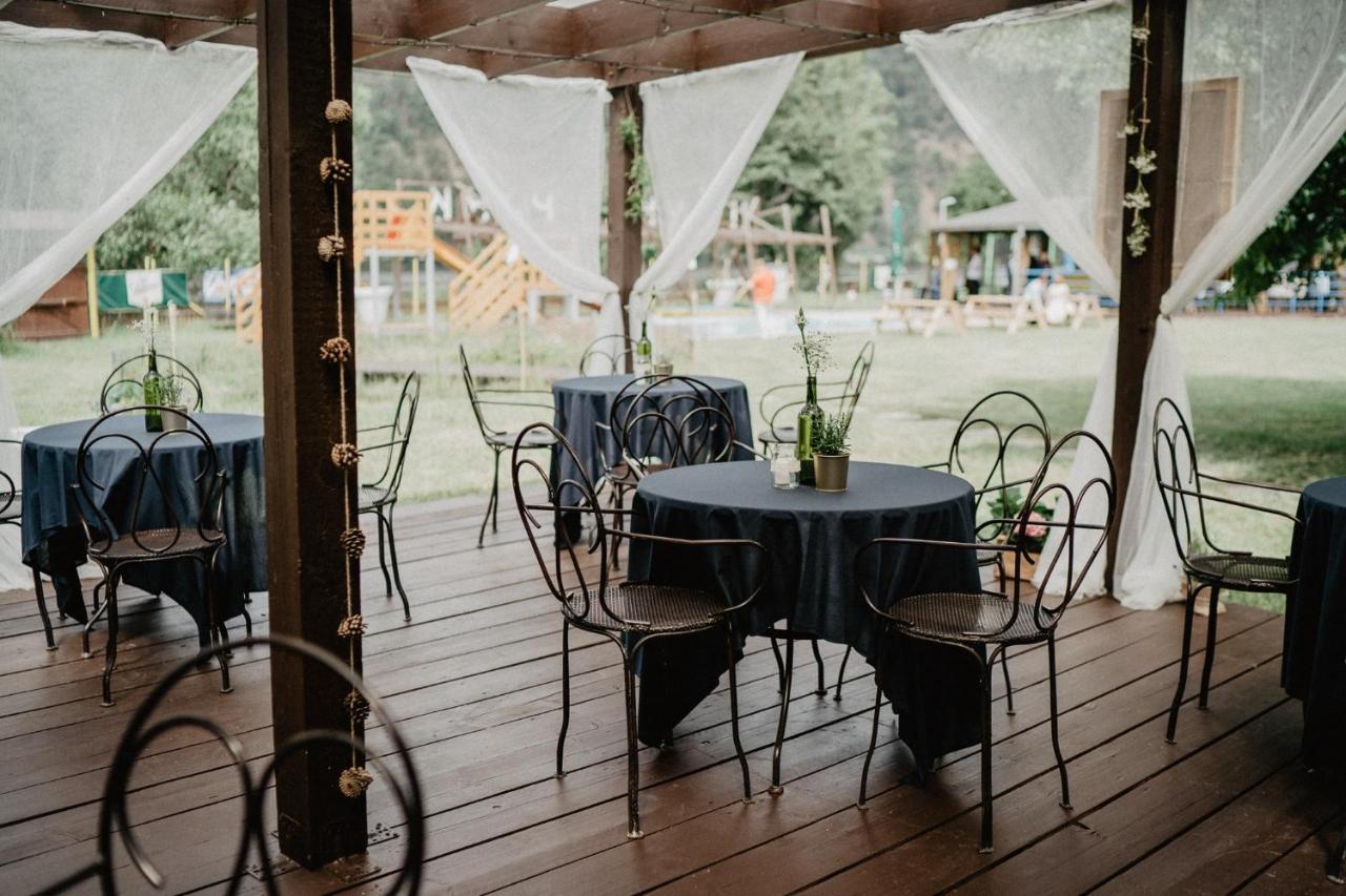 Lavka Park Skochovice Hotel Vrane nad Vltavou Luaran gambar